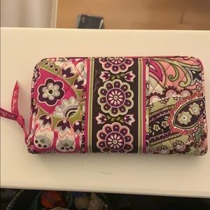 VERA BRADLEY accordion wallet